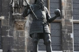 Karl der Große, seine Pfalz, seine Kirche