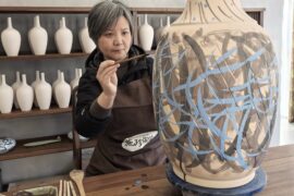 Geheimnisvolle Glasuren – Workshop mit der Künstlerin Shi Zhen